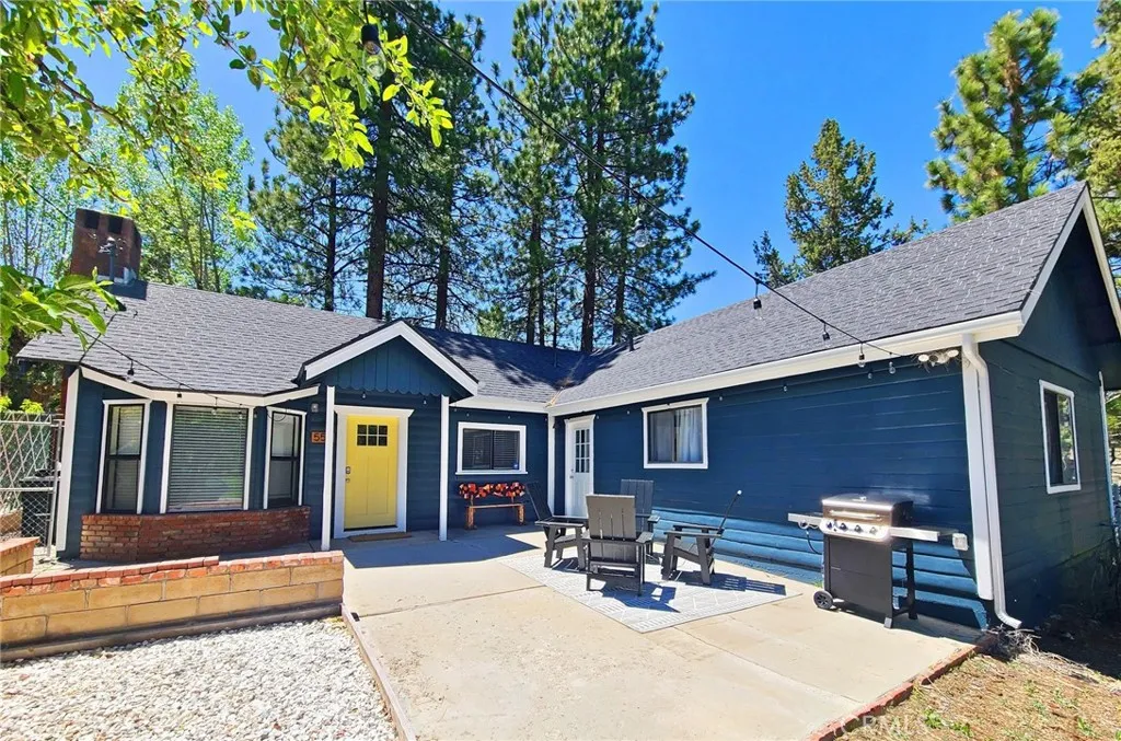 558 Badger Lane, Big Bear Lake, California 92315 home-pic-1