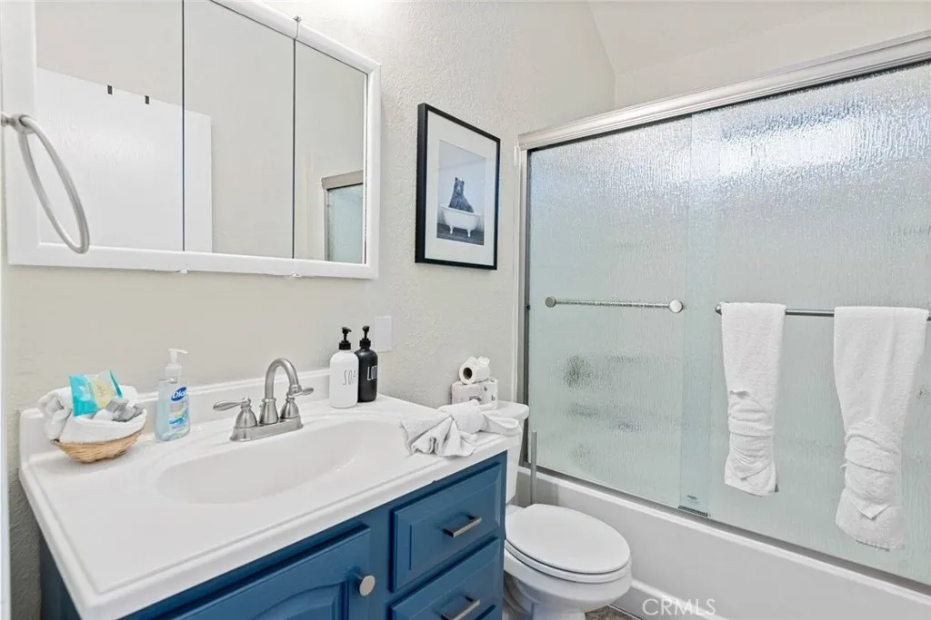 558 Badger Lane, Big Bear Lake, California 92315 home-pic-22