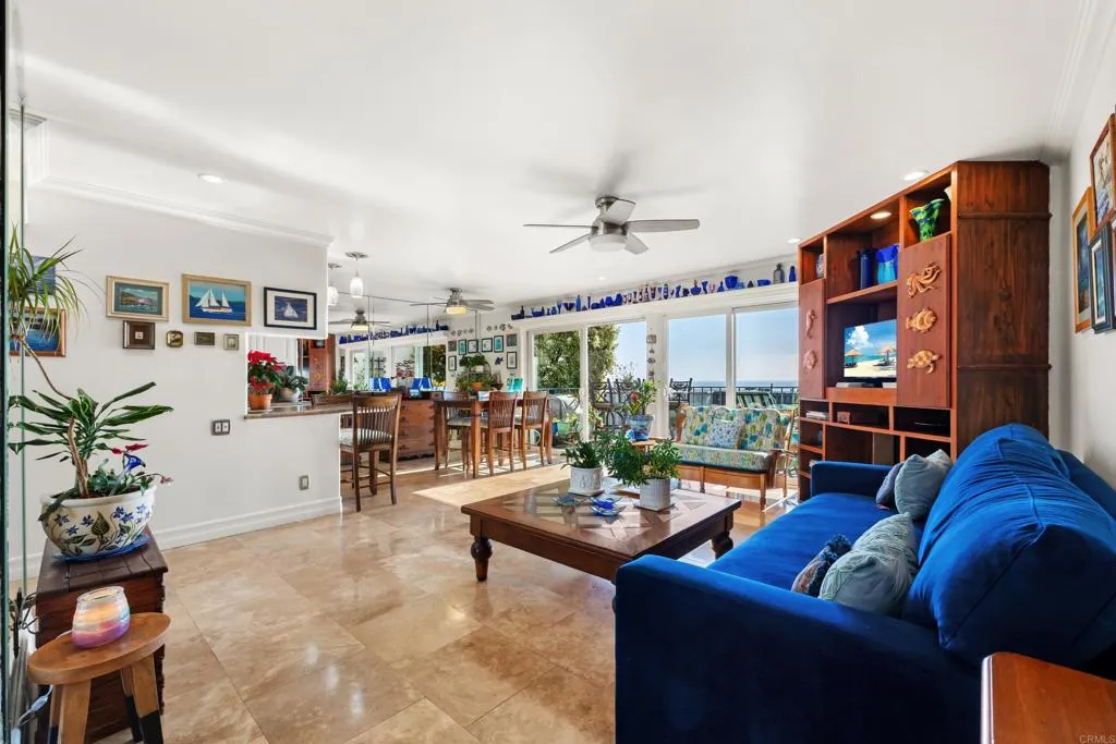 25952 View Point Drive W 9, Dana Point, California 92624 home-pic-4