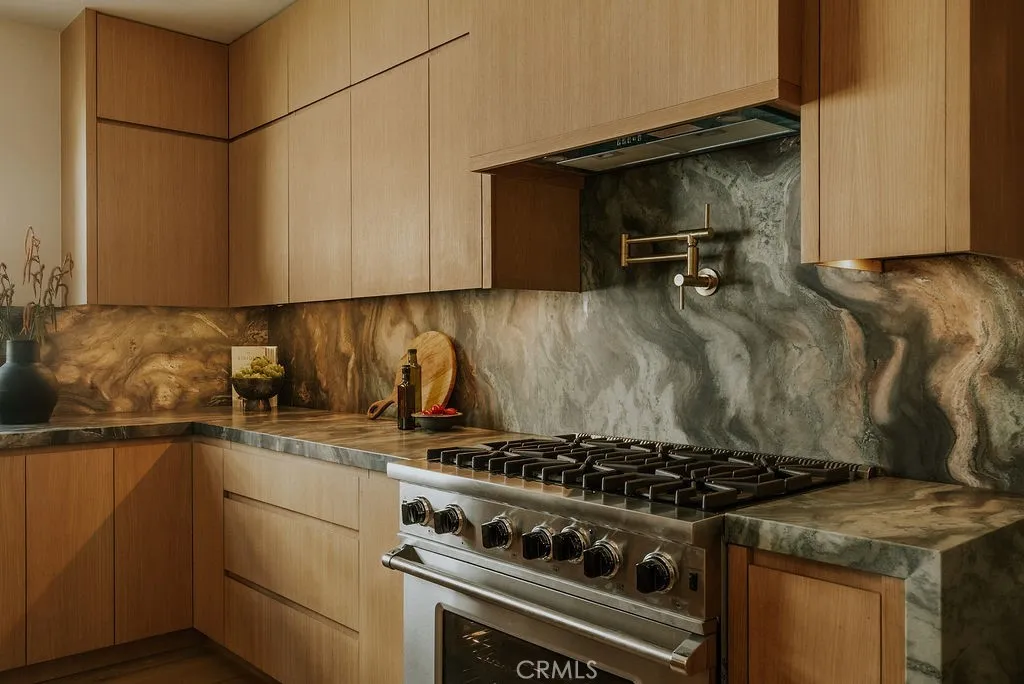 4048 Tivoli Avenue, Los Angeles, California 90066 home-pic-11