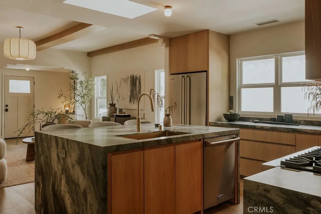 4048 Tivoli Avenue, Los Angeles, California 90066 home-pic-12