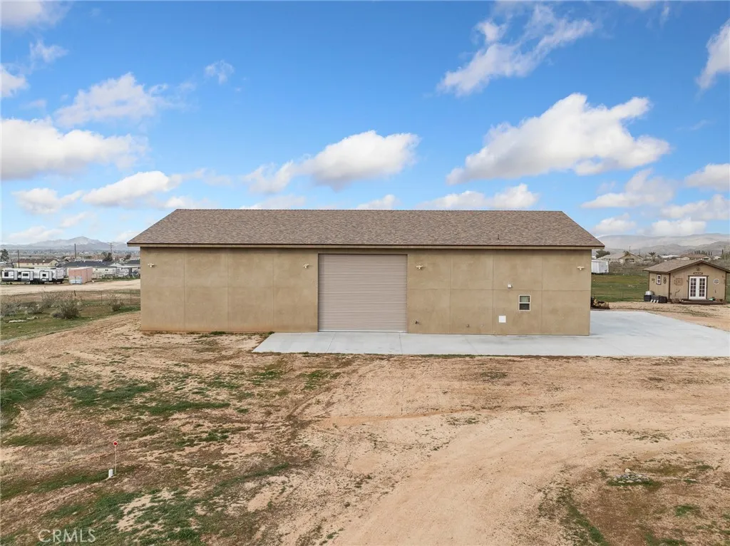 22820 Via Seco, Apple Valley, California 92308 home-pic-4