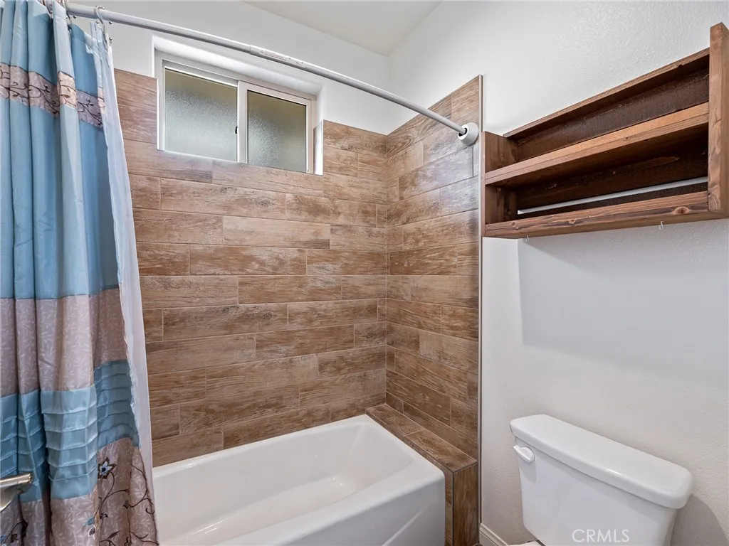 22820 Via Seco, Apple Valley, California 92308 home-pic-36