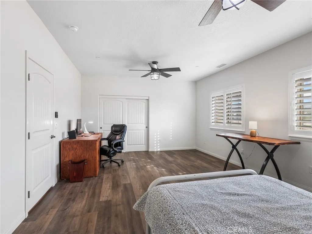 22820 Via Seco, Apple Valley, California 92308 home-pic-41