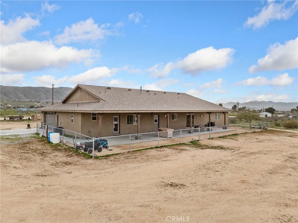 22820 Via Seco, Apple Valley, California 92308 home-pic-13