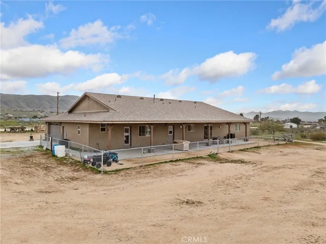 22820 Via Seco, Apple Valley, California 92308