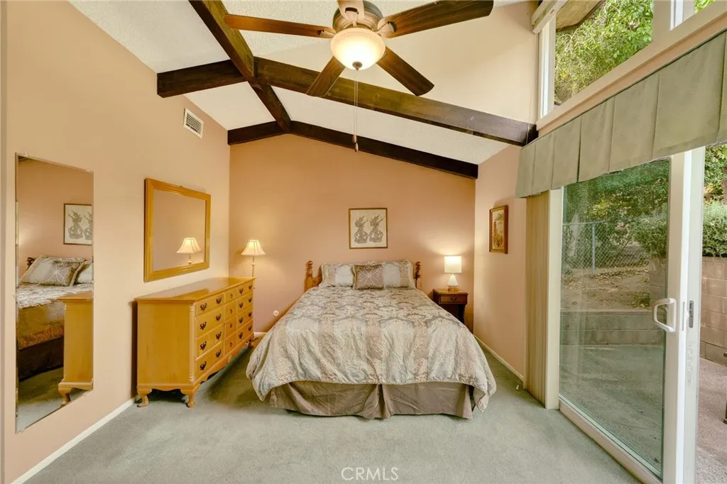 2217 Crescent, Montrose, California 91020 home-pic-15