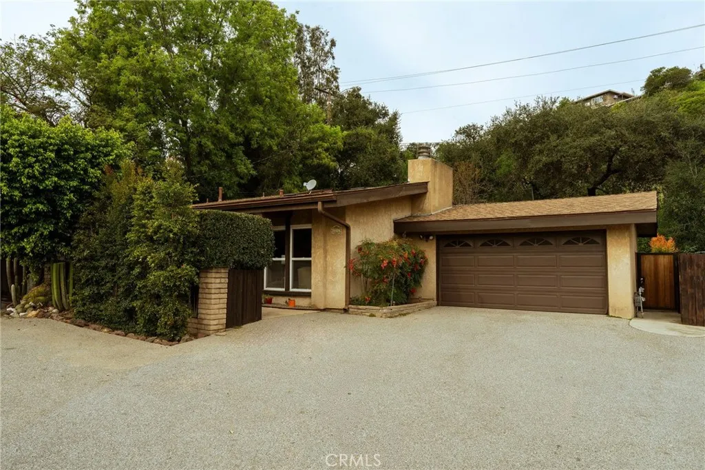 2217 Crescent, Montrose, California 91020 home-pic-26