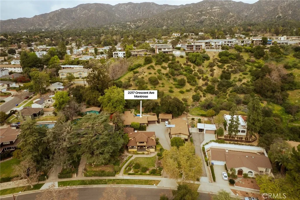 2217 Crescent, Montrose, California 91020 home-pic-27