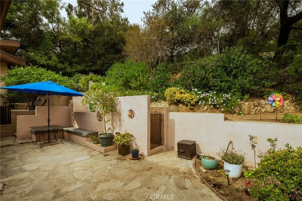 2217 Crescent, Montrose, California 91020 home-pic-22