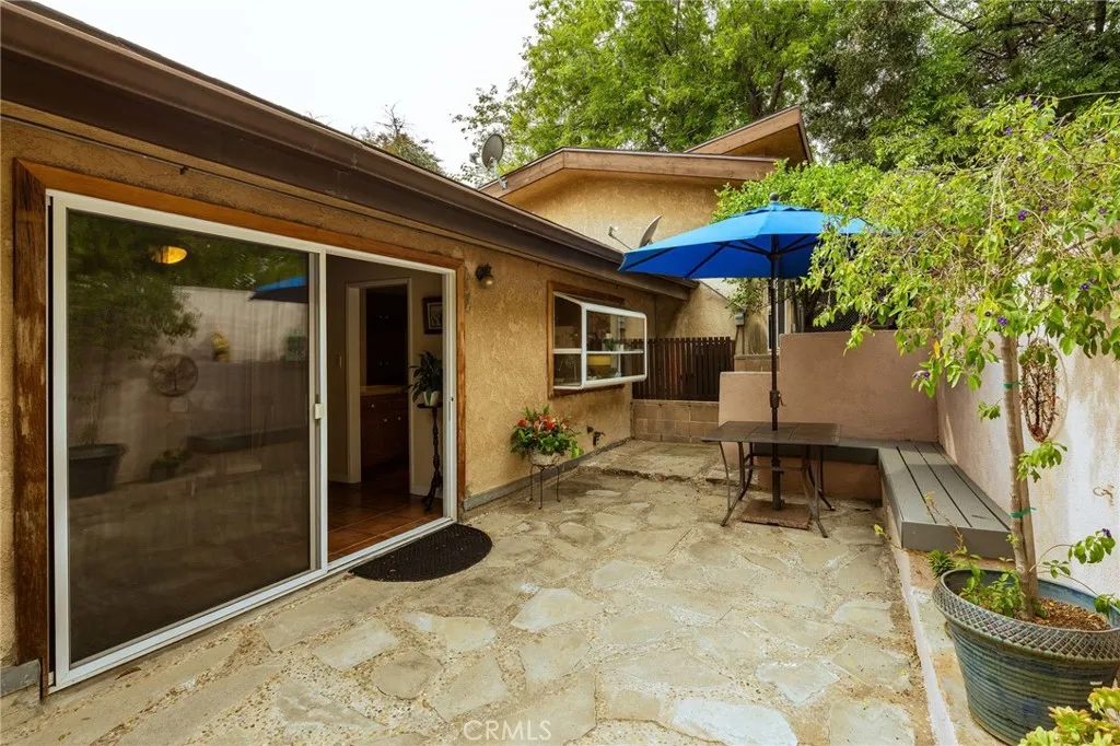2217 Crescent, Montrose, California 91020 home-pic-24