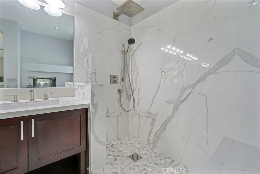 25792 Maple View Drive, Laguna Hills, California 92653 home-pic-22
