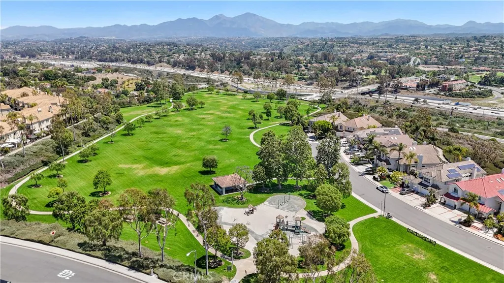 25792 Maple View Drive, Laguna Hills, California 92653 home-pic-28
