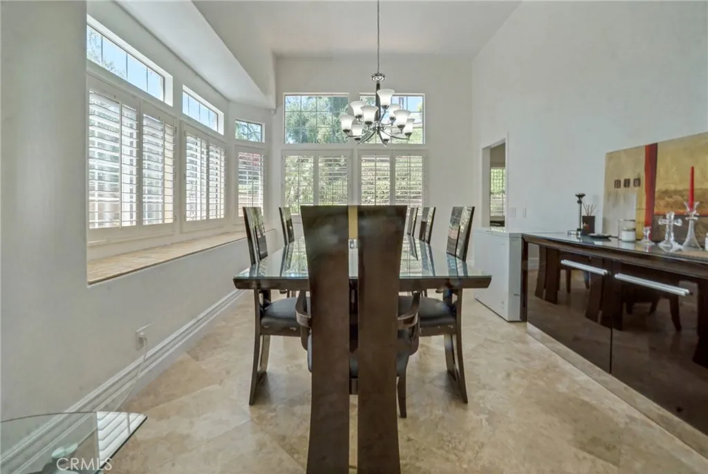 25792 Maple View Drive, Laguna Hills, California 92653 home-pic-12