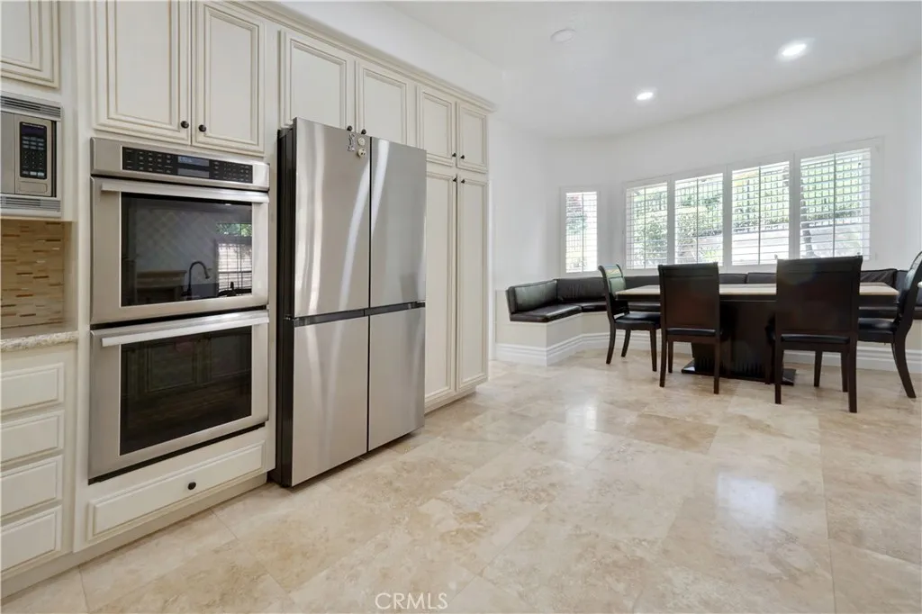 25792 Maple View Drive, Laguna Hills, California 92653 home-pic-6