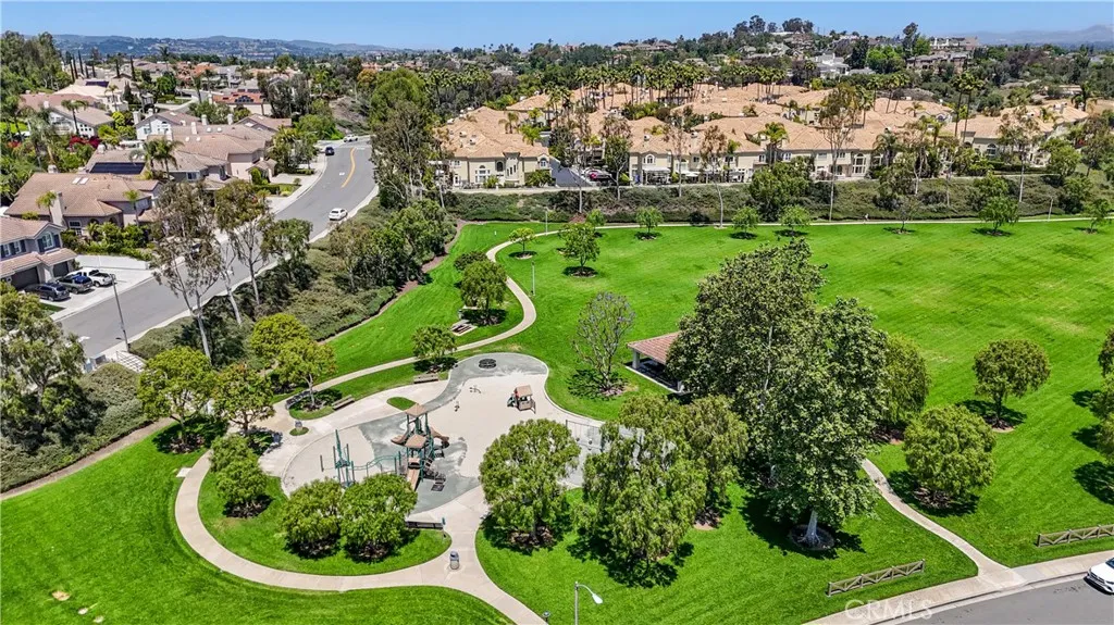 25792 Maple View Drive, Laguna Hills, California 92653 home-pic-27