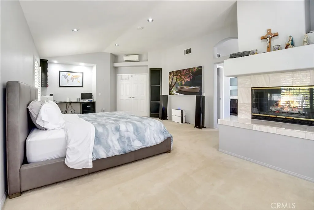 25792 Maple View Drive, Laguna Hills, California 92653 home-pic-19