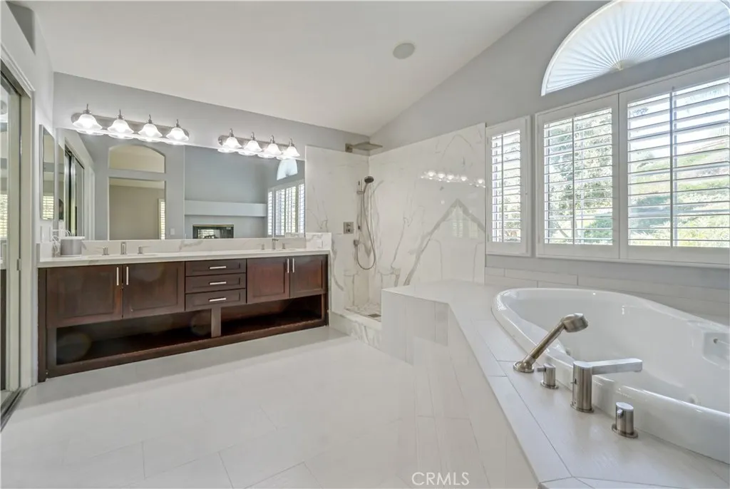 25792 Maple View Drive, Laguna Hills, California 92653 home-pic-21