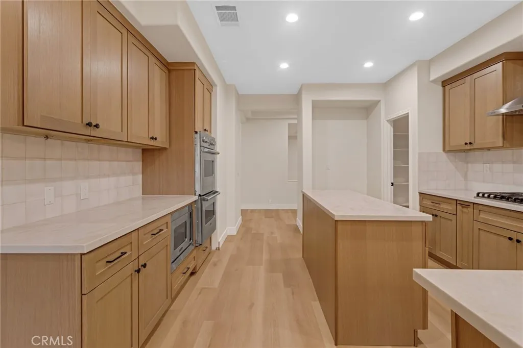 5675 W Overlook Drive, Rancho Cucamonga, California 91739 home-pic-31