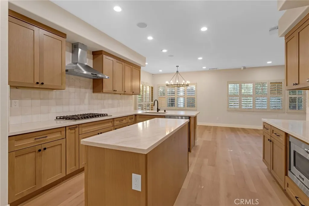 5675 W Overlook Drive, Rancho Cucamonga, California 91739 home-pic-23