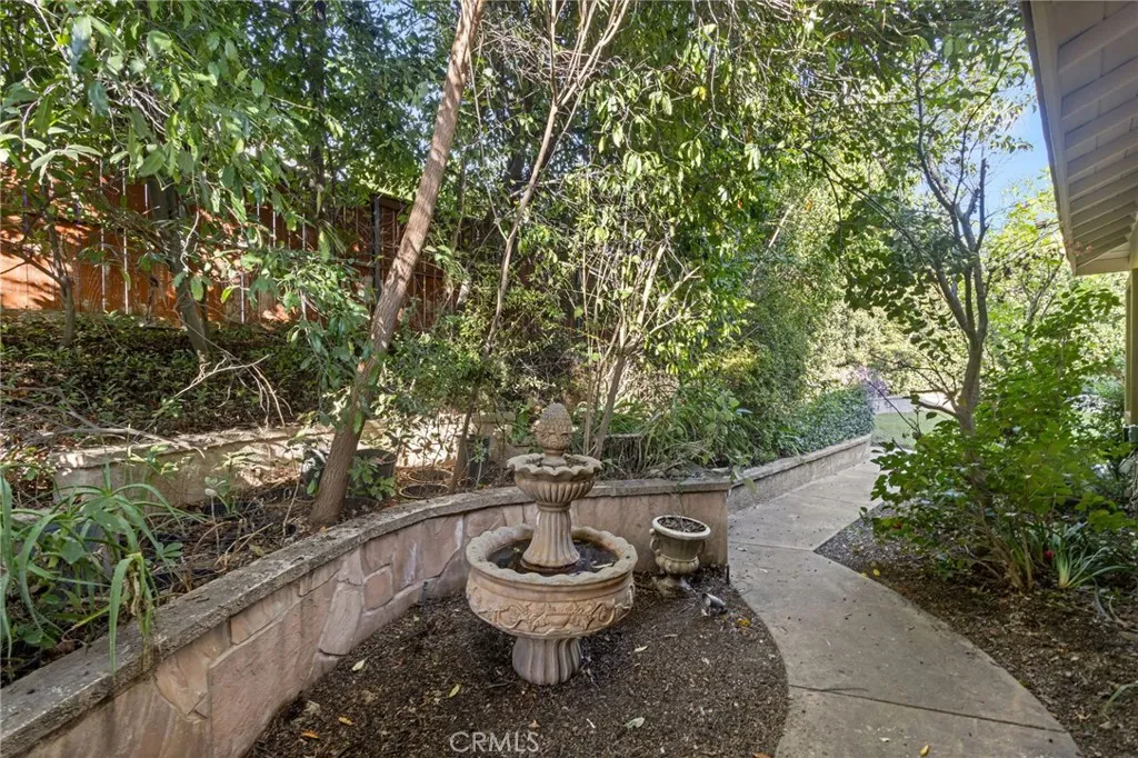 5675 W Overlook Drive, Rancho Cucamonga, California 91739 home-pic-53