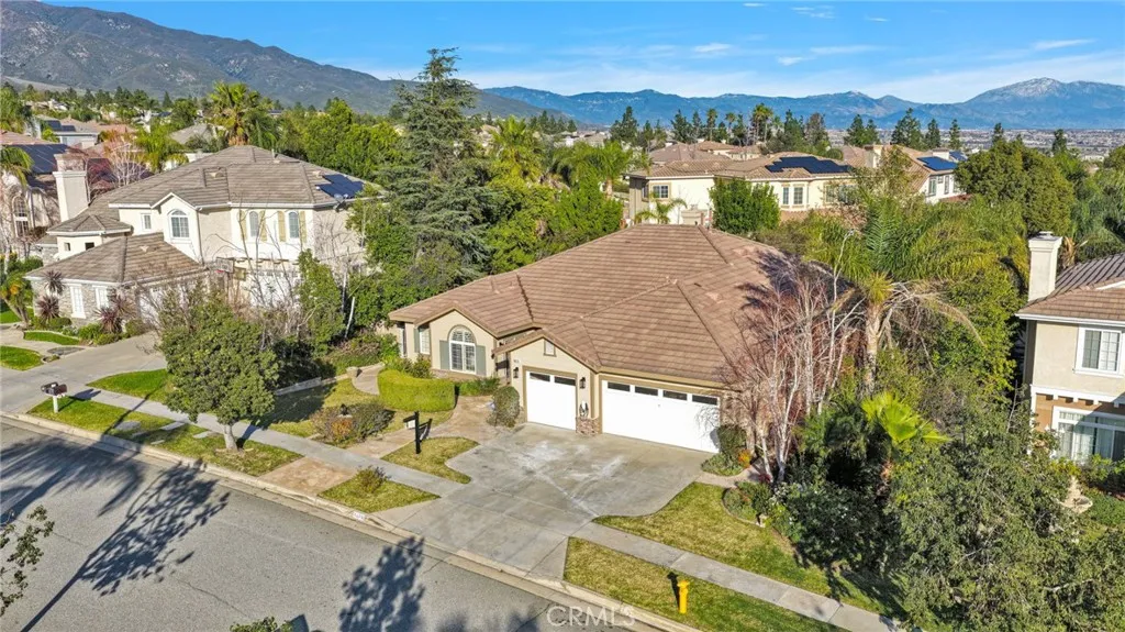 5675 W Overlook Drive, Rancho Cucamonga, California 91739 home-pic-56