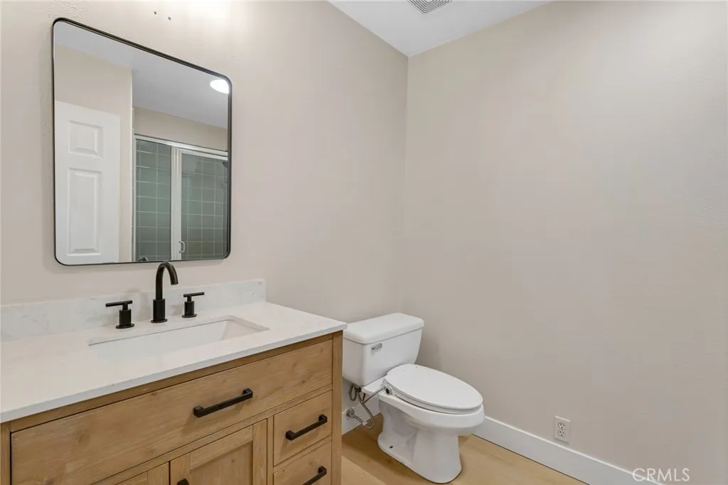 5675 W Overlook Drive, Rancho Cucamonga, California 91739 home-pic-34