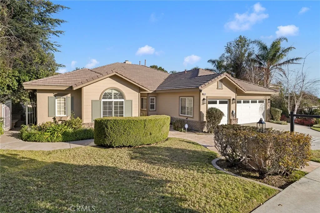 5675 W Overlook Drive, Rancho Cucamonga, California 91739 home-pic-3
