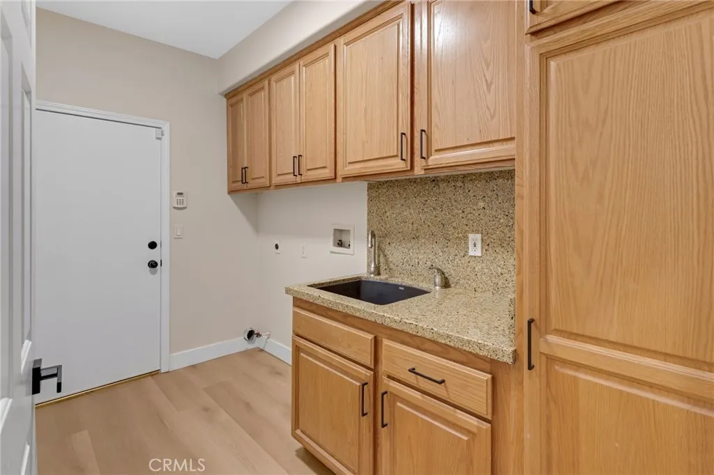 5675 W Overlook Drive, Rancho Cucamonga, California 91739 home-pic-22
