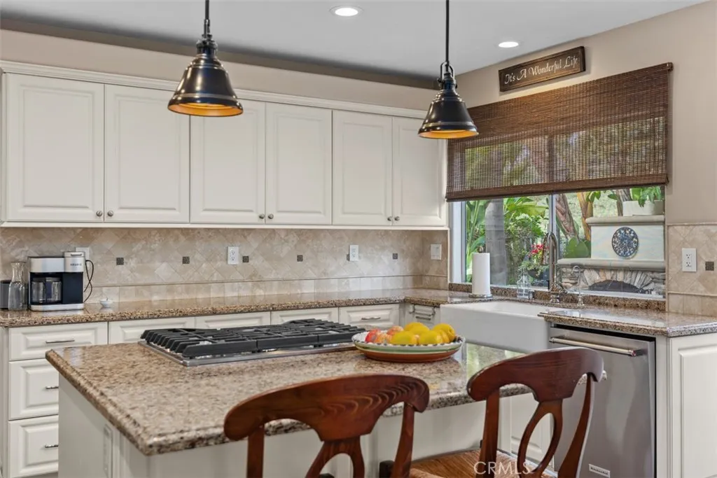 22432 Rosebriar, Mission Viejo, California 92692 home-pic-13