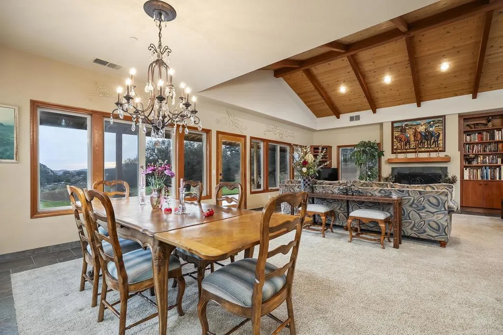 21916 Japatul Lane, Alpine, California 91901 home-pic-12