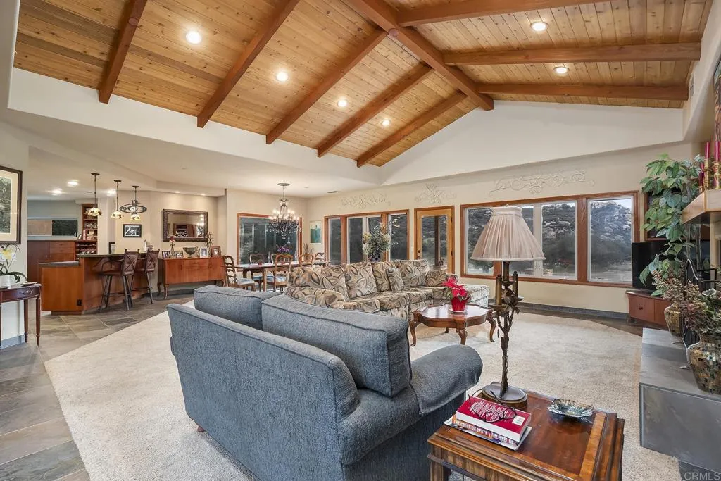 21916 Japatul Lane, Alpine, California 91901 home-pic-9