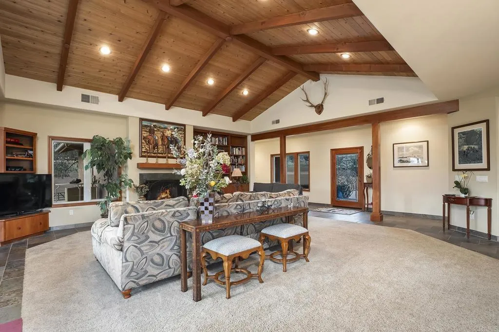 21916 Japatul Lane, Alpine, California 91901 home-pic-6