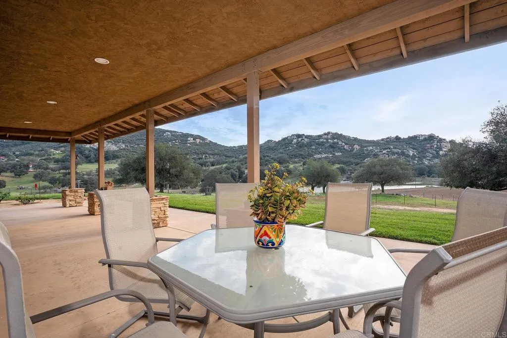21916 Japatul Lane, Alpine, California 91901 home-pic-33