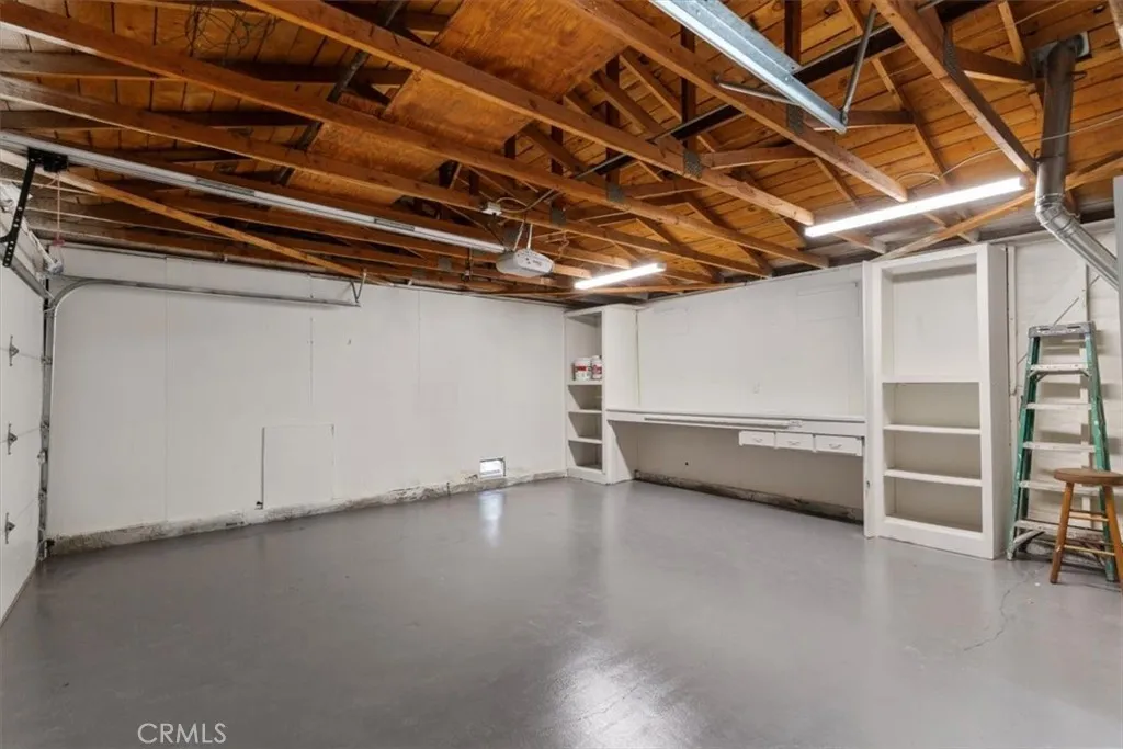20002 Wrightwood Ct  home-pic-21