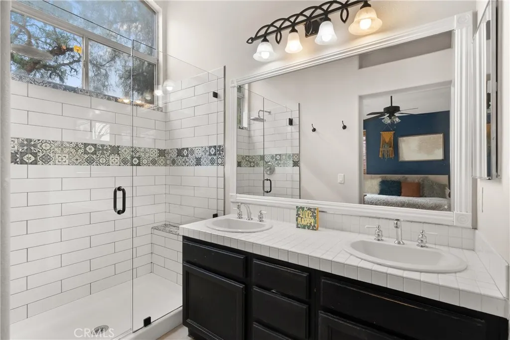 31725 Via Cordoba, Temecula, California 92592 home-pic-22
