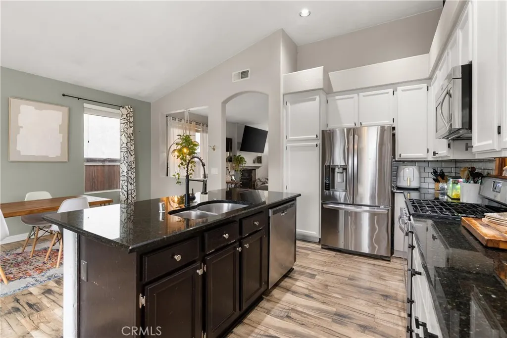 31725 Via Cordoba, Temecula, California 92592 home-pic-14