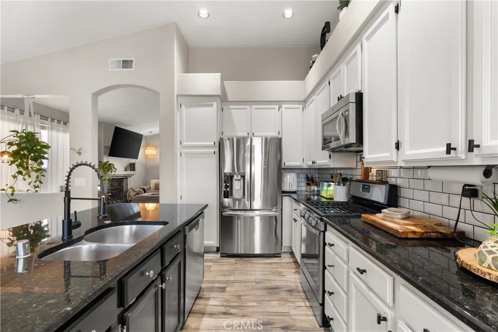 31725 Via Cordoba, Temecula, California 92592 home-pic-15