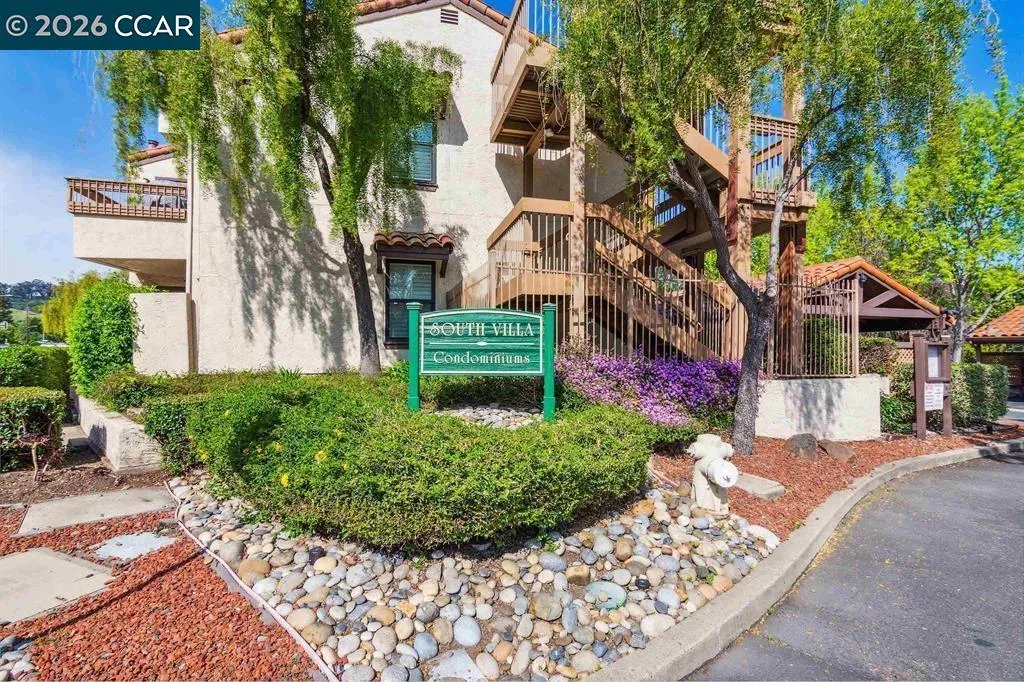 1731 1731 S Villa Way, Walnut Creek, California 94595 home-pic-25
