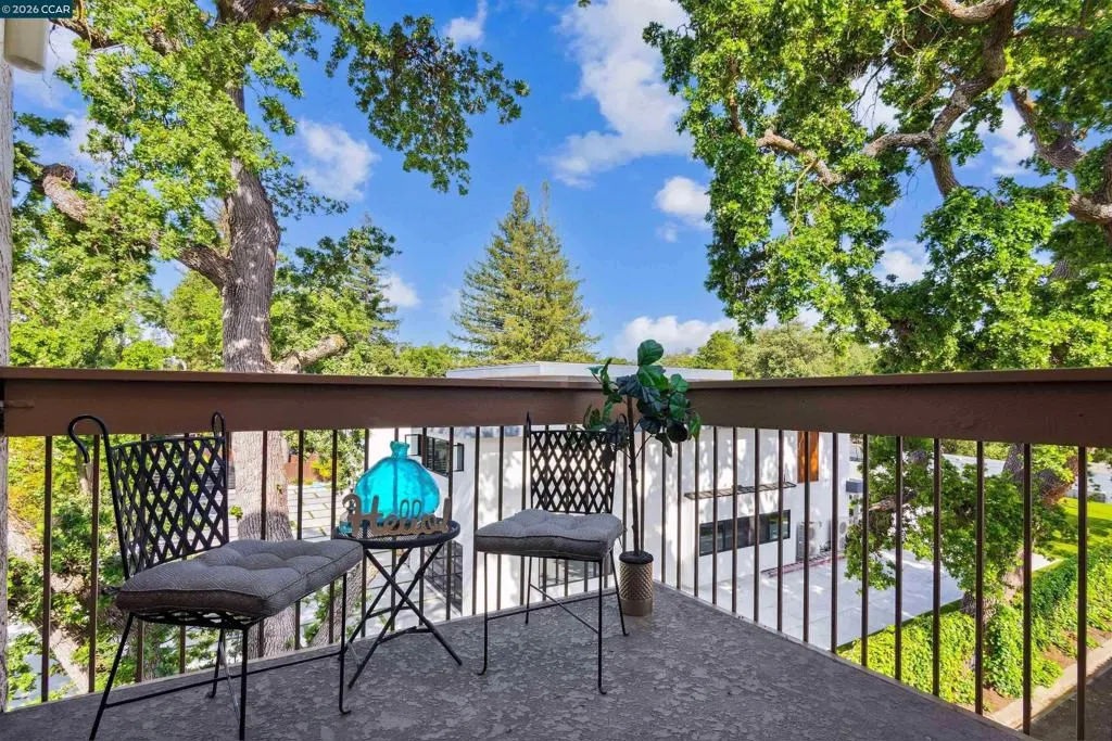 1731 1731 S Villa Way, Walnut Creek, California 94595 home-pic-21