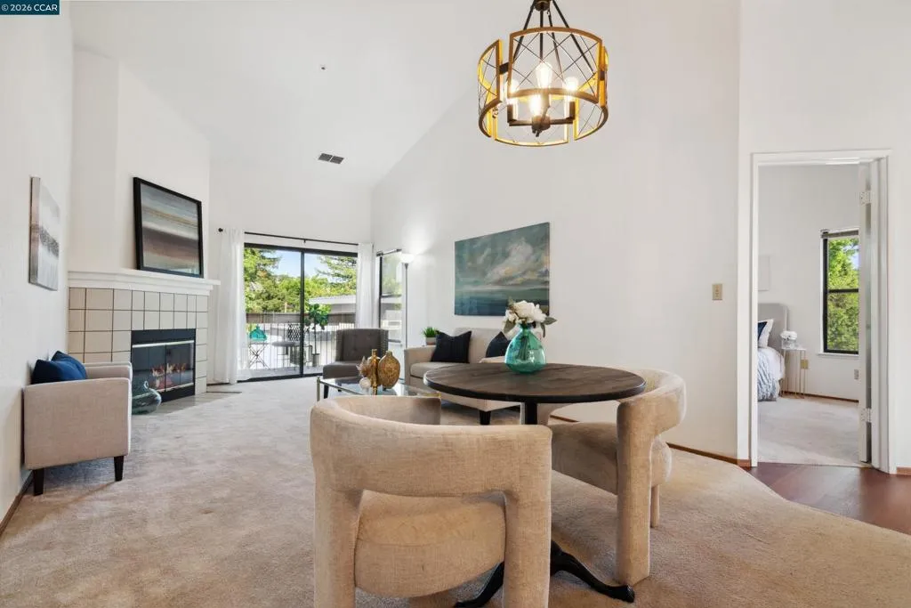 1731 1731 S Villa Way, Walnut Creek, California 94595 home-pic-12