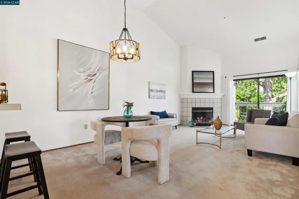 1731 1731 S Villa Way, Walnut Creek, California 94595 home-pic-14