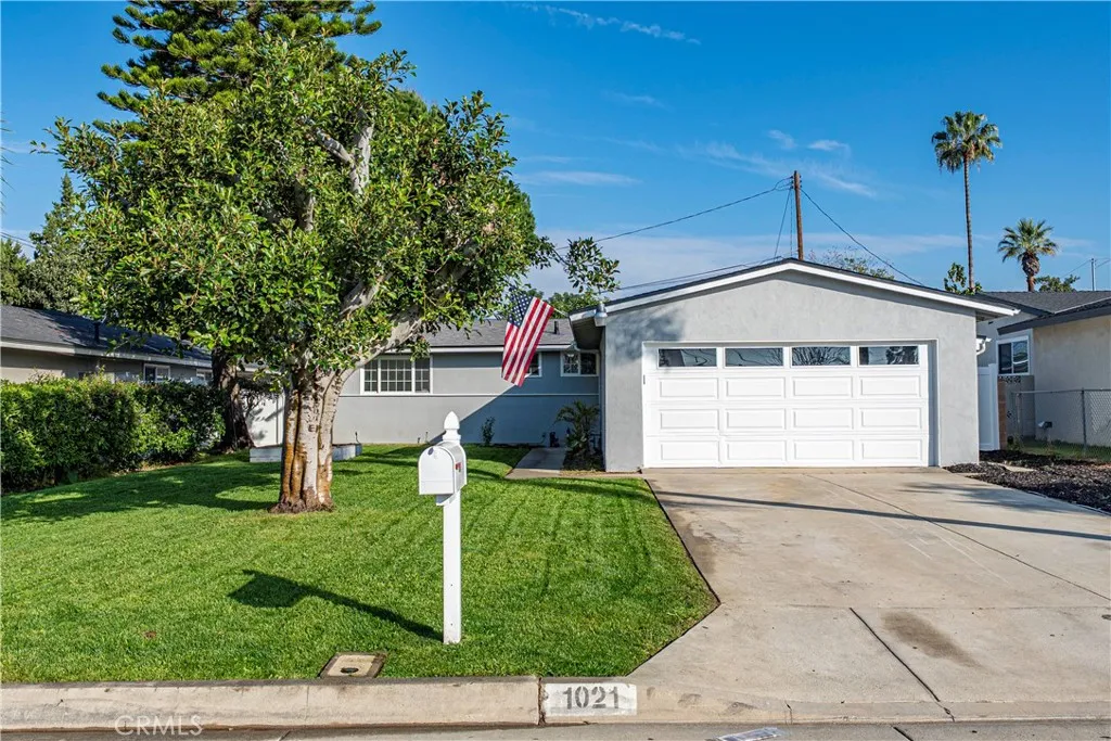 1021 E Gaillard Street, Azusa, California 91702 home-pic-1