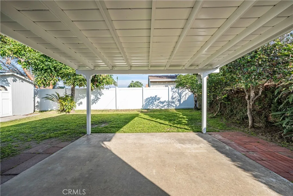 1021 E Gaillard Street, Azusa, California 91702 home-pic-20