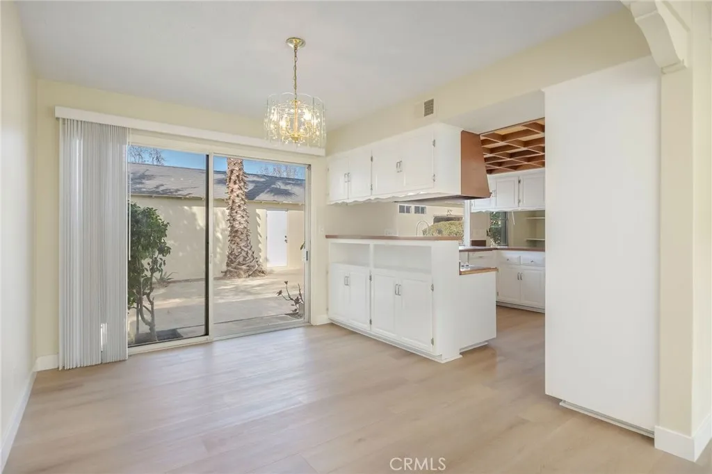 11305 Loch Lomond Road, Los Alamitos, California 90720 home-pic-8