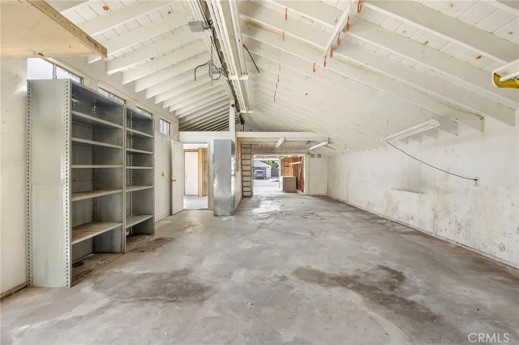 11305 Loch Lomond Road, Los Alamitos, California 90720 home-pic-2