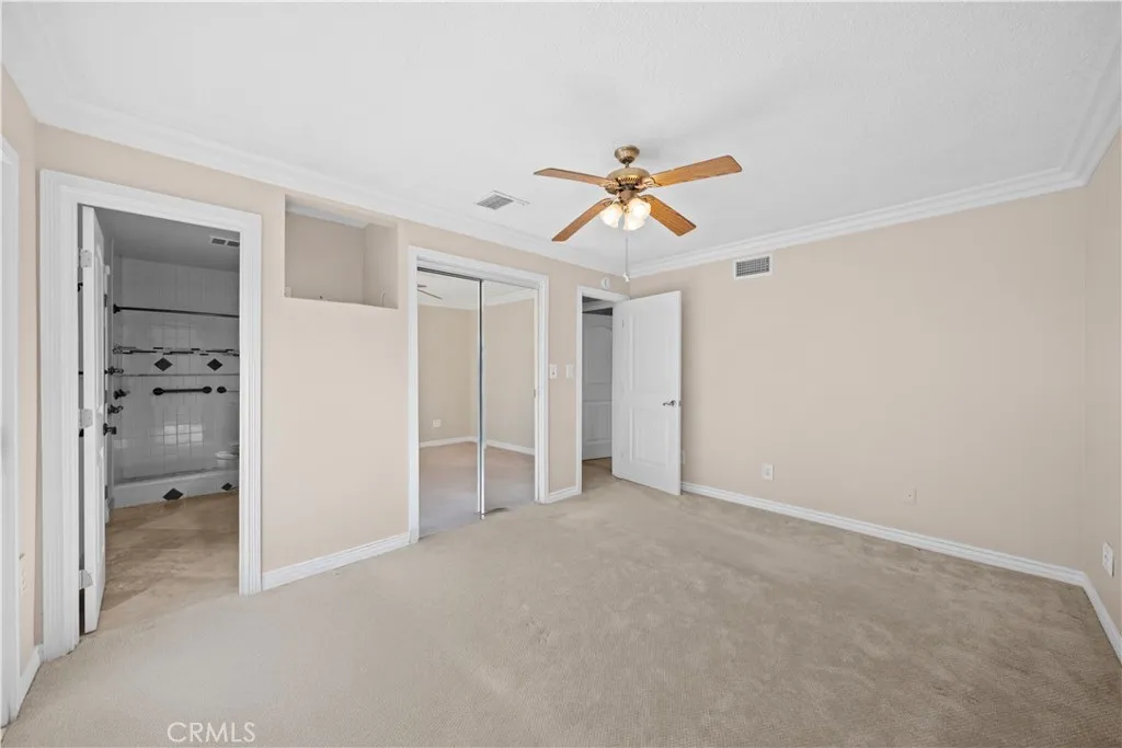 1560 N Vista Avenue, Rialto, California 92376 home-pic-18