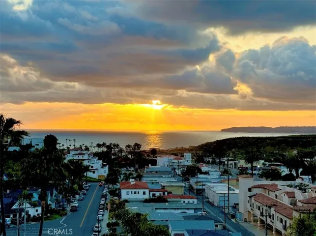 Spectacular ocean, sunset, harbor and Catalina Island views!