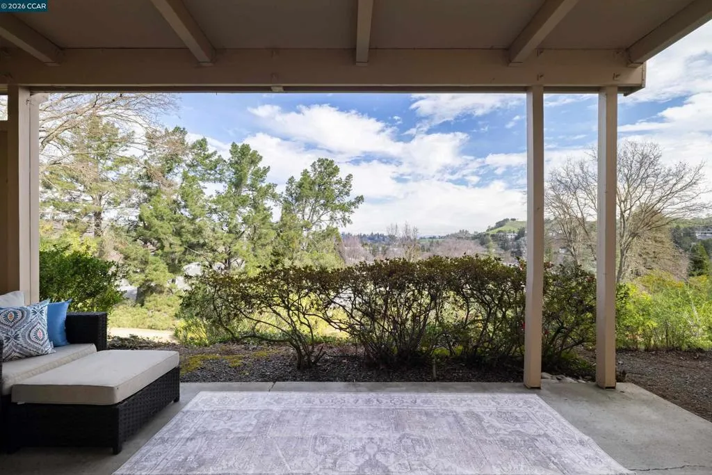 1348 1348 Rockledge Ln 4, Walnut Creek, California 94595 home-pic-15