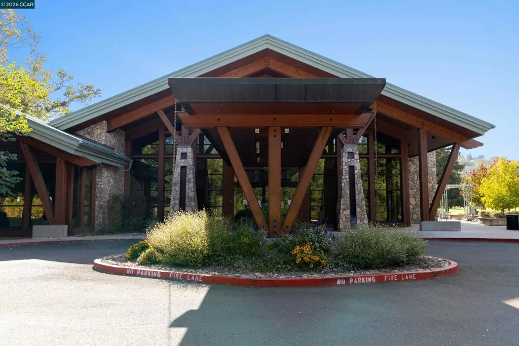 1348 1348 Rockledge Ln 4, Walnut Creek, California 94595 home-pic-22